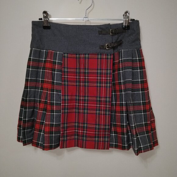New without tags girls PATACHOU red and gray plaid skirt with pleats size 10 - Picture 1 of 3